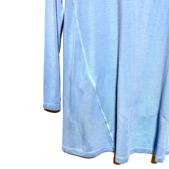 Soft Surroundings Sublime Long Sleeves Plunge Neck T-Shirt In Glacier Blue PXS - Picture 9 of 11